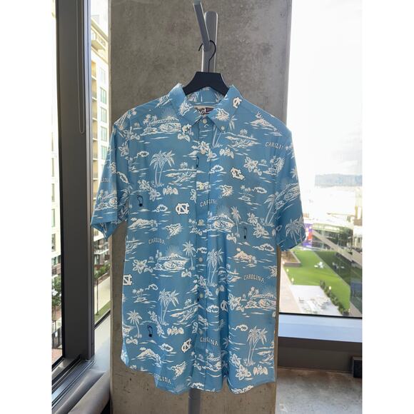 University of North Carolina UNC Kekai Performance Button Men’s L NWT - Picture 1 of 5